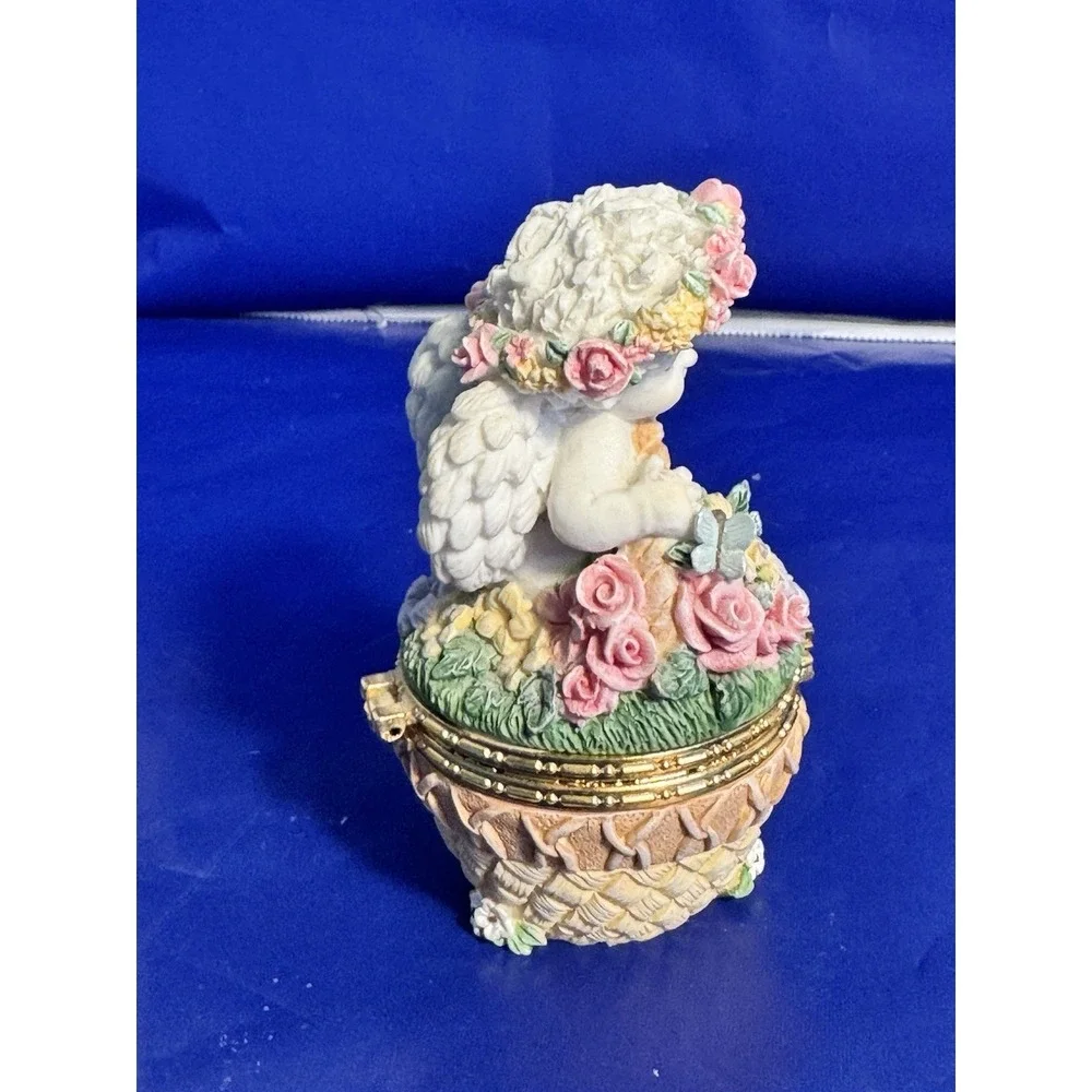Dreamsicles collection resin angel trinket box hinged flower basket‎ 10355